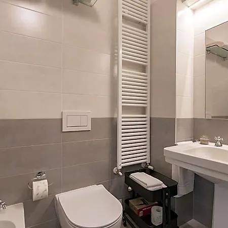 Bed & Breakfast Domus Fluminis Verona